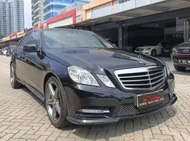 Mercedes-Benz AVG E250 2013 Black on Black #mercye250 Mercy E250
