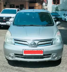 Nissan Grand livina 2013 Bensin