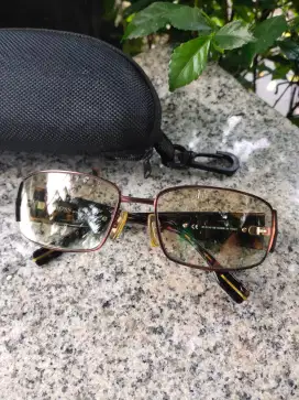 Kacamata Hugoboss