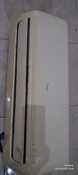 AC Midea 1/2 pk