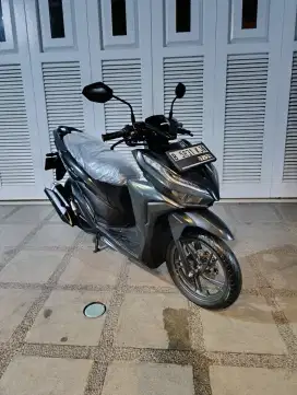 Bissmillah dijual motor Honda Vario LED new 150cc keyles 2018 istimewa