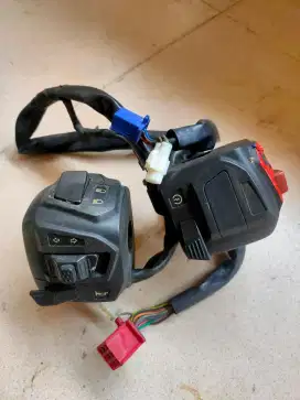 Saklar lampu dan sein pulsar 200ns