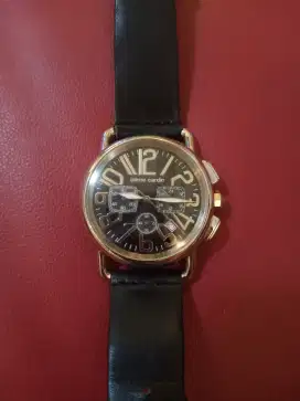 Jam tangan pria Pierre Cardin