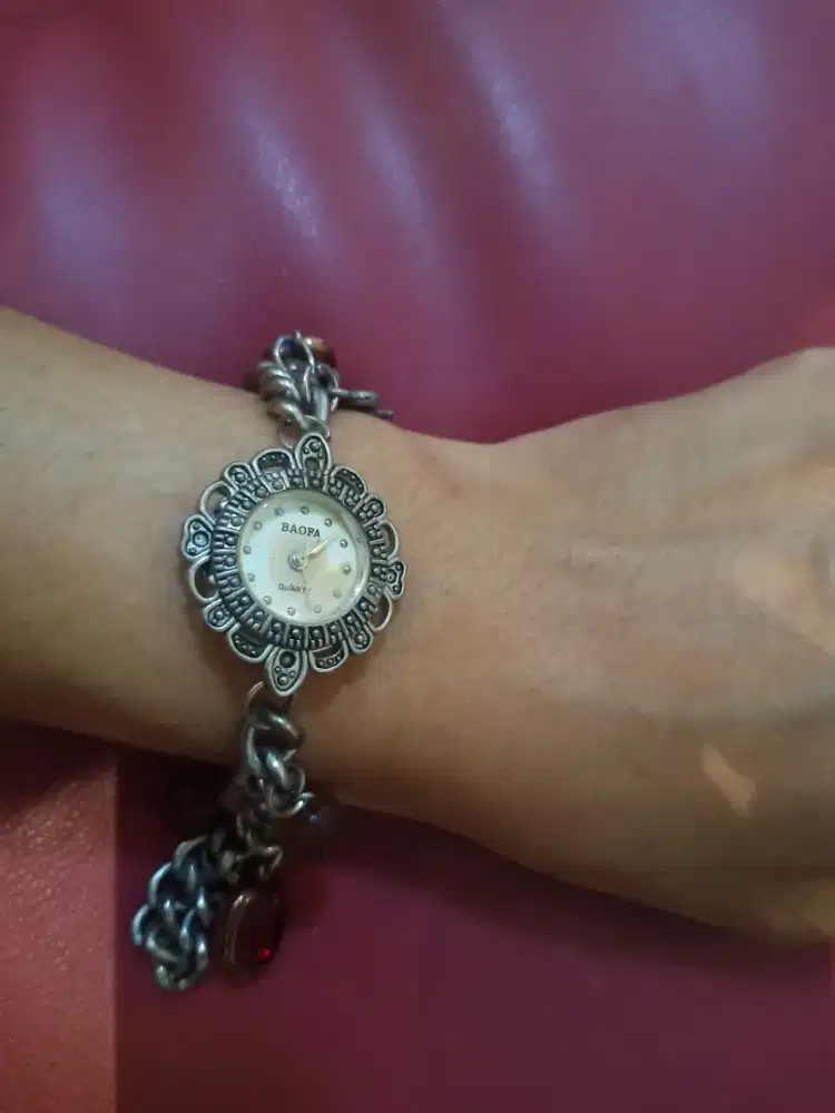 Jam tangan gelang fashion
