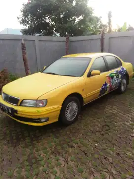 Nissan Infiniti 1997 Bensin
