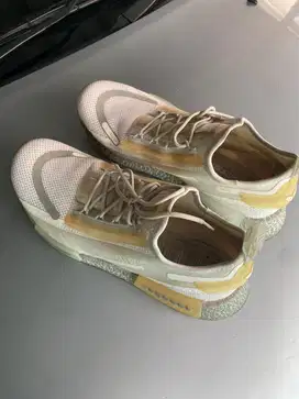 SEPATU SNEAKERS ADIDAS NMD R1 SPECTOO ASLI