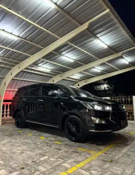 Innova Venturer BENSIN MATIC 2019 NIK 2020