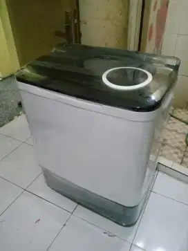 MESIN CUCI MERK DENPO KAP 8KG MULPIS NORMAL SIAP PAKAI MAHAR 750