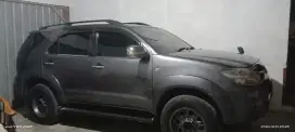 DI JUAL CEPAT LOKASI MEDAN FORTUNER 2006