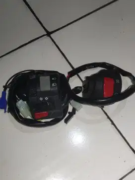Saklar motor Vixion 2007 - 2012 original Yamaha