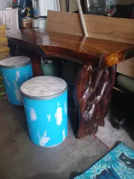 Meja kayu tebal utuhan meja solid bonus kursi bulat