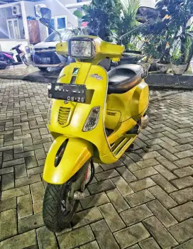 Vespa S 3V 125cc Standar Full siap pakai