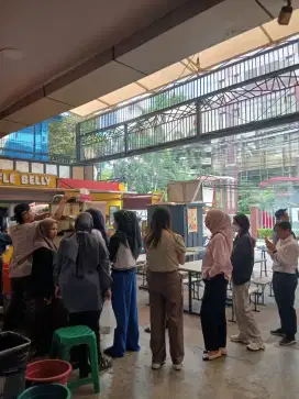 SEWA USAHA Food Court Cafe Kantin Kuliner Puja Sera Warung Makan RAMAI