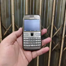 Nokia E72 rose gold Full Original super mulus istimewa all operator