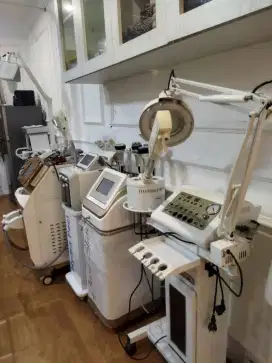 Perlengkapan Alat facial /klinik kecantikan