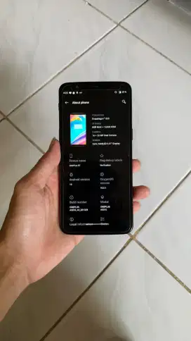 OnePlus 5T RAM 8GB NFC ROM 128GB LTE 4G Snapdragon 835
FingerPrint