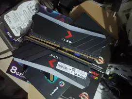 Ram PC ddr4 16gb pyn rgb