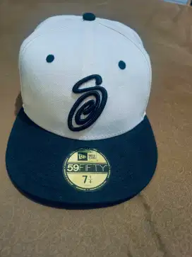 Topi new era x Stussy 7 1/4
