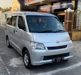 GM minibus 2010 1.3 AC