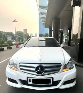 Mercedes Benz C200 CGI AT Facift Turbo