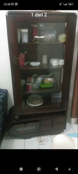 Lemari kaca jati