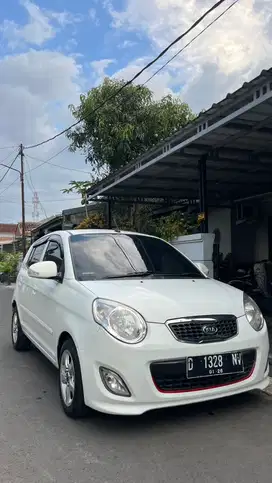 Kia Picanto 2010 Bensin