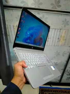 Laptop hp 14s ram 8gb beklit