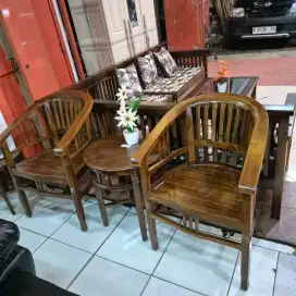 Lowongan kerja untuk supir di toko meubel