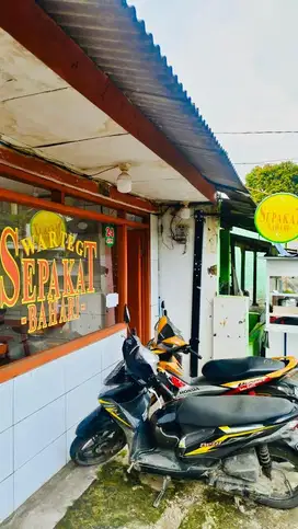 Disewakan/Over Warteg Siap Usaha – Lokasi Strategis, Tinggal Pakai!