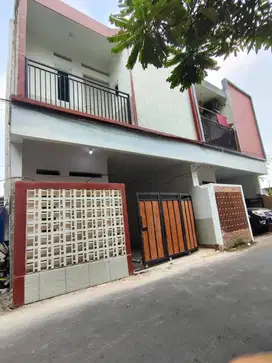 Rumah 2 Lantai Potensial di Jantung Depok Belakang Kampus UI