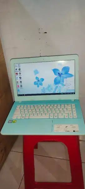 Laptop Asus Vivobook Mulus segel Nominus kaya baru Nvidia Geforce MX