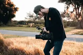 Di Butuhkan Videografer Dan editor