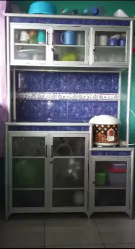 Dijual lemari dapur/rak piring ukuran besar, kondisi bagus