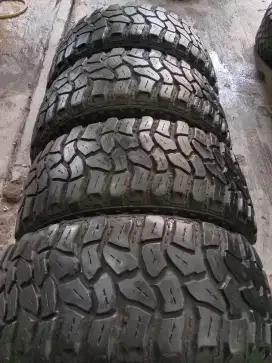 Komodo 33x12.50 R20