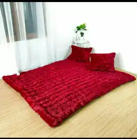 Kasur lantai bulu rasfur jumbo
Ukuran :
175 x 125 x 10cm