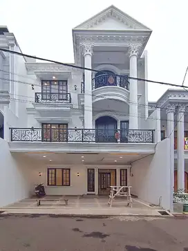 RUMAH BARU AKSES DEKET JL TB SIMATUPANG DIKEBAGUSAN JAKSEL