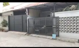 Rumah rasa villa  900 Meter Stasiun cilebut