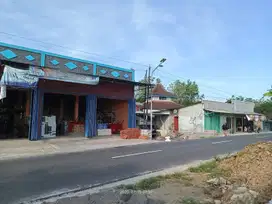 Dijual Ruang usaha matrial dan hunian boyolali