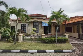Dijual / disewakan rumah cluster mewah Furnished di Jl. Duyung - PKU