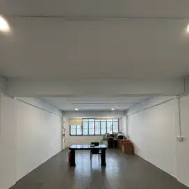 RUKO LOKASI EMAS! KAWASAN NAGOYA NEWTON DEPAN CAFE BISCOTTI