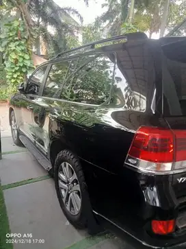 LAND CRUISER 2016
