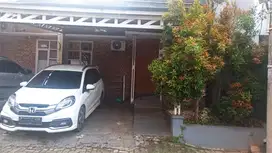 Rumah Bebas Banjir di dalam Cluster di Jatibening