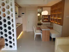 DISEWAKAN APARTEMENT TRIVIUM TERRACE 2 BADROOM BESAR VIEW LAKE