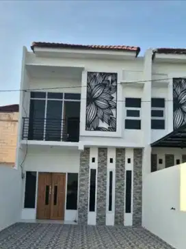 RUMAH 2 LANTAI CANTIK MURAAAHH