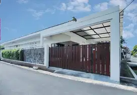 rumah mewah luas 500m tengah kota kartasura strategis