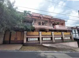 rumah kost putri full huni 2lt furnish dekat kampus uns