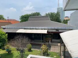 DISEWAKAN RUMAH JALAN EMBONG KEMIRI