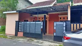 rumah siap huni bagus lokasi palur ngringo dekat kampus uns