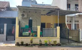 Rumah Hadap Taman di Bogor Raya Permai Bogor