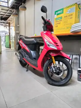 Yamaha Mio Sporty 5TL Asli dr Lahir Cat Orisinil baru di pernis